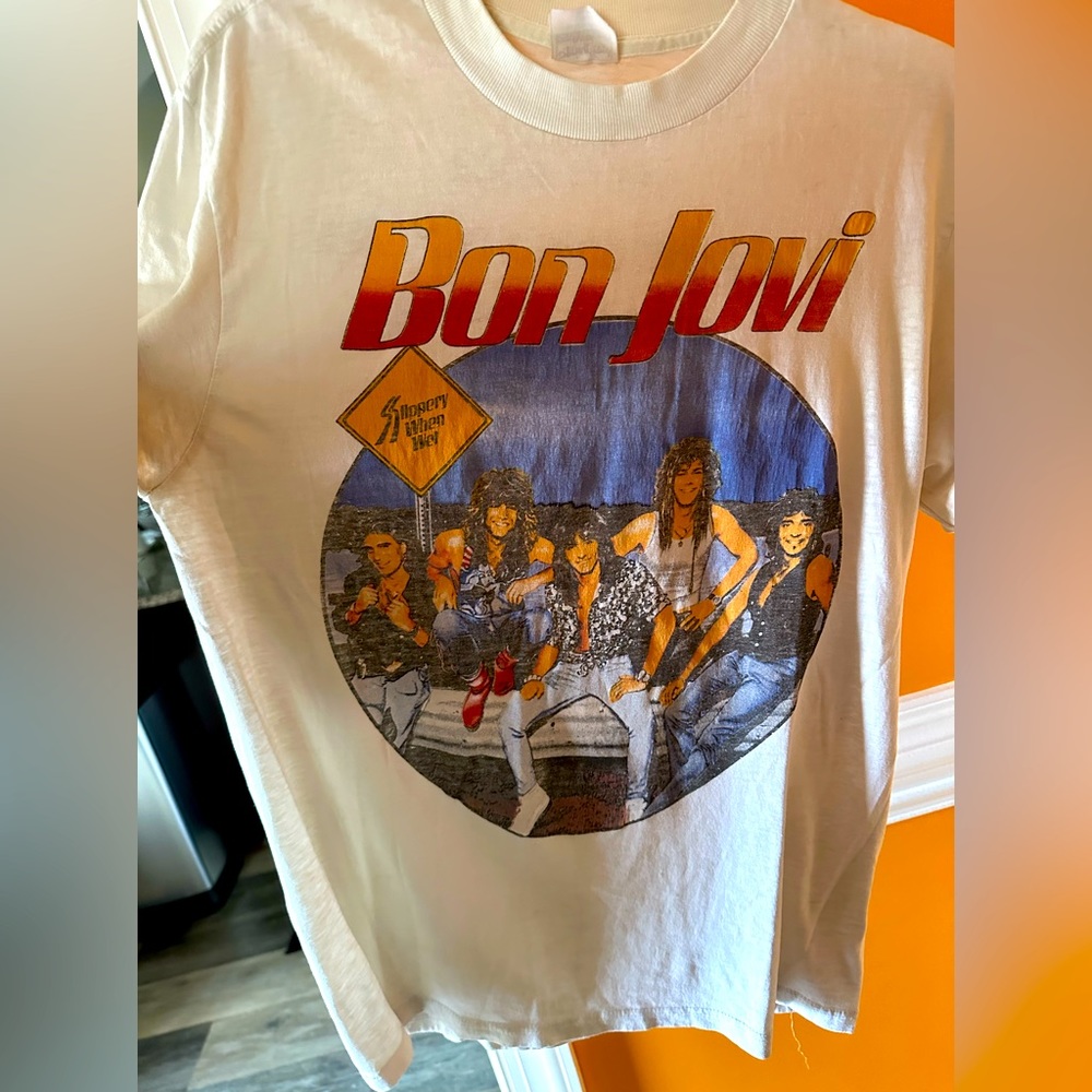 Vintage BONJOVI concert Tee